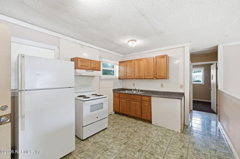 1029 W 12th St, St Augustine, FL 32084