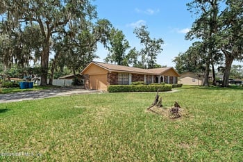 1030 Montego Bay Dr S, Jacksonville, FL 32218