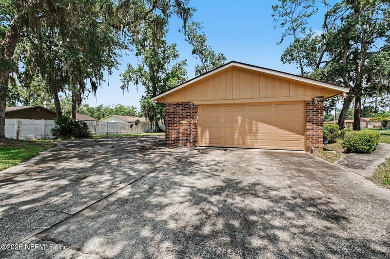 1030 Montego Bay Dr S, Jacksonville, FL 32218
