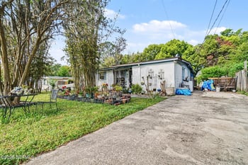 10304 Mayan Dr, Jacksonville, FL 32218
