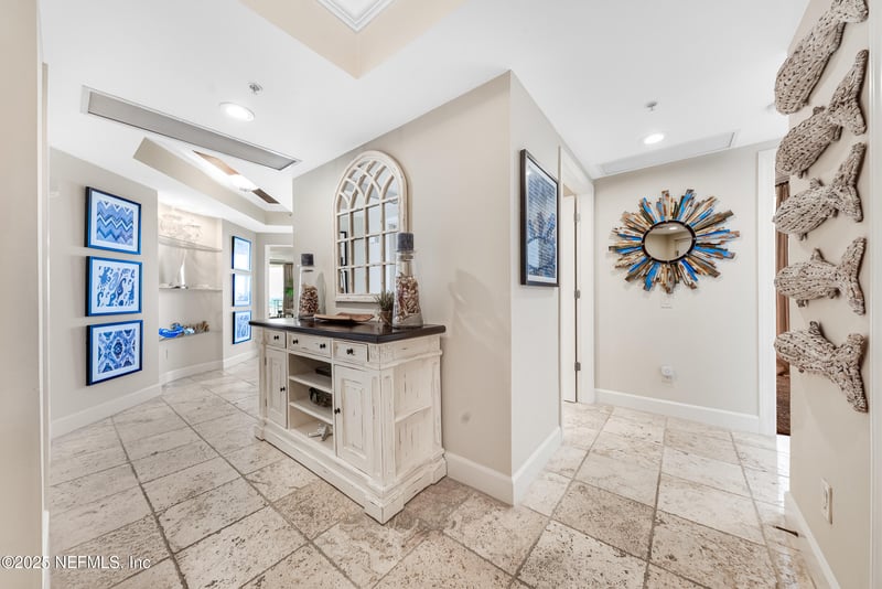 1031 1st St S #207, Jacksonville Beach, FL 32250