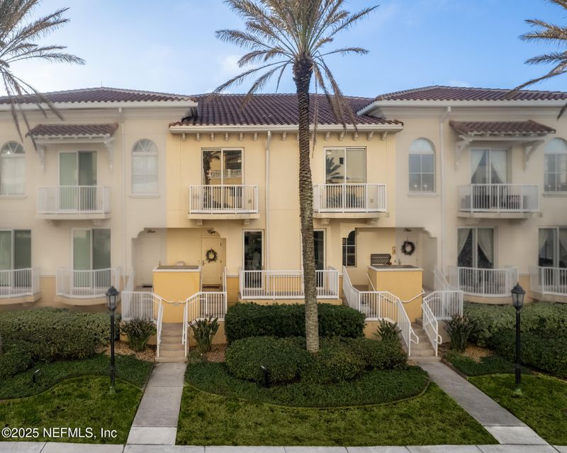 1032 1st St S #8, Jacksonville Beach, FL 32250