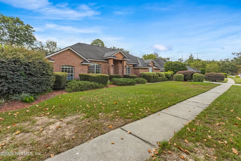 10322 Hamlet Glen Dr, Jacksonville, FL 32221