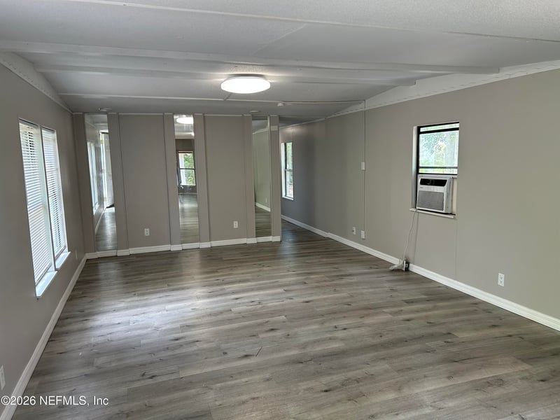 10334 Minglewood Dr, Jacksonville, FL 32246
