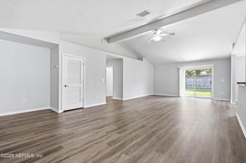 1034 Drakefeather Dr, Orange Park, FL 32065