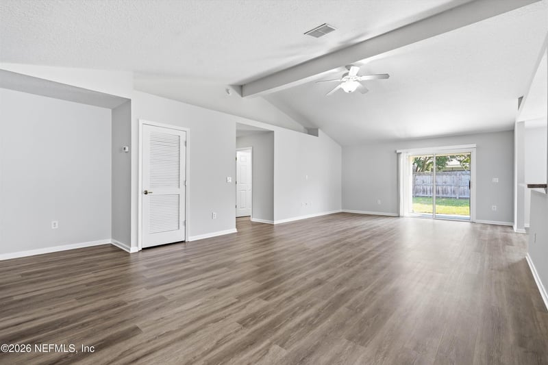 1034 Drakefeather Dr, Orange Park, FL 32065
