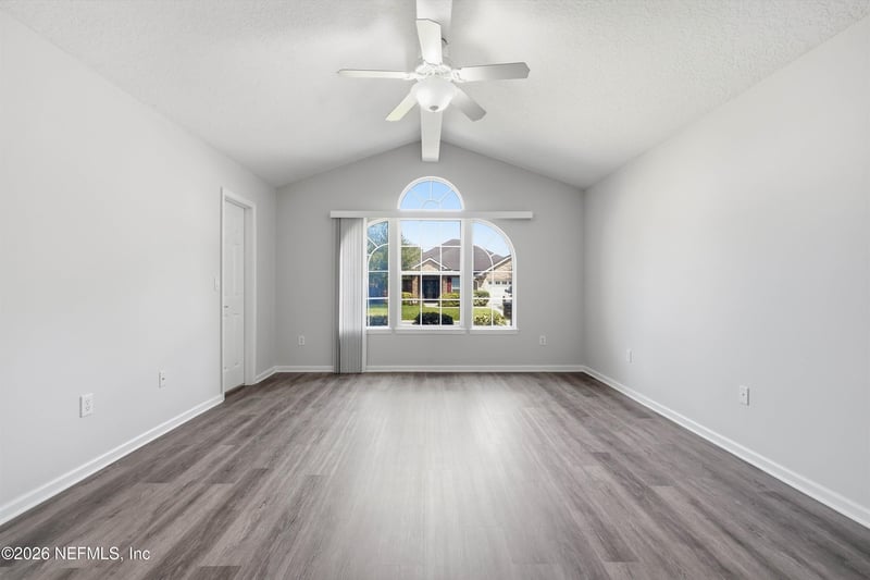 1034 Drakefeather Dr, Orange Park, FL 32065