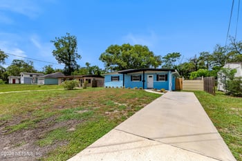 10342 Briarcliff Rd E, Jacksonville, FL 32218