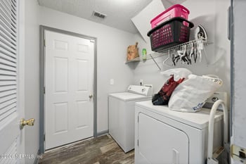 10361 Red Tip Rd, Jacksonville, FL 32218