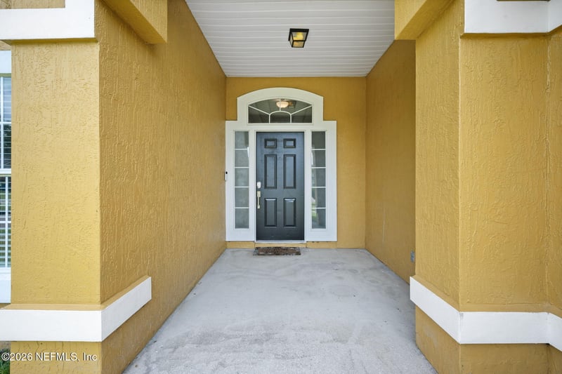 10361 Red Tip Rd, Jacksonville, FL 32218
