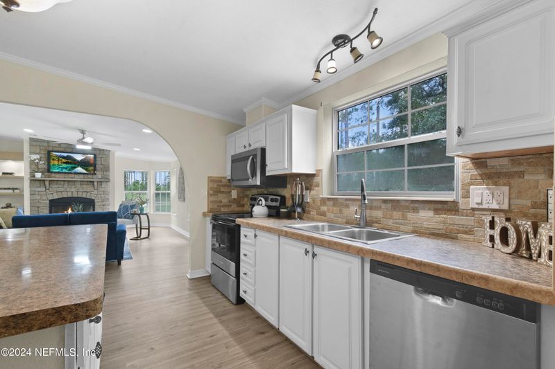 10365 Amos Ave, Hastings, FL 32145