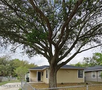 1038 Fuller Ln, Jacksonville, FL 32206