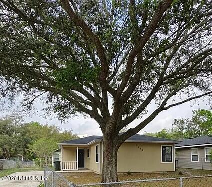 1038 Fuller Ln, Jacksonville, FL 32206