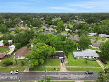 1038 Hillock Dr E, Jacksonville, FL 32221