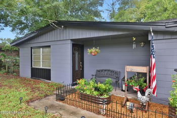 1038 Hillock Dr E, Jacksonville, FL 32221