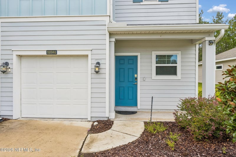 10394 Benson Lake Dr, Jacksonville, FL 32222