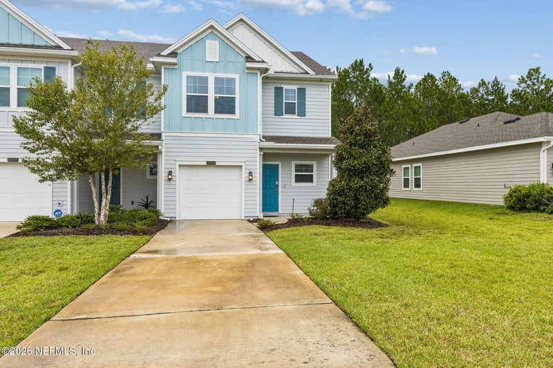 10394 Benson Lake Dr, Jacksonville, FL 32222