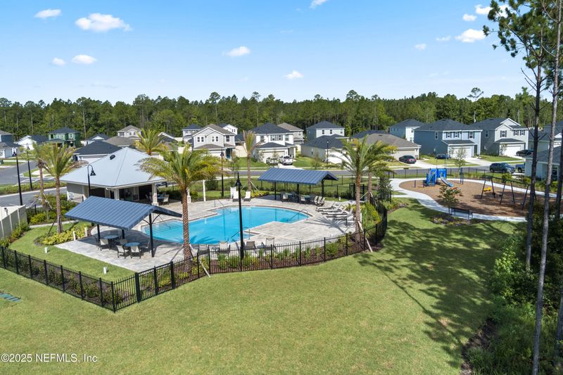 104 Stonecrest Dr, St Johns, FL 32259