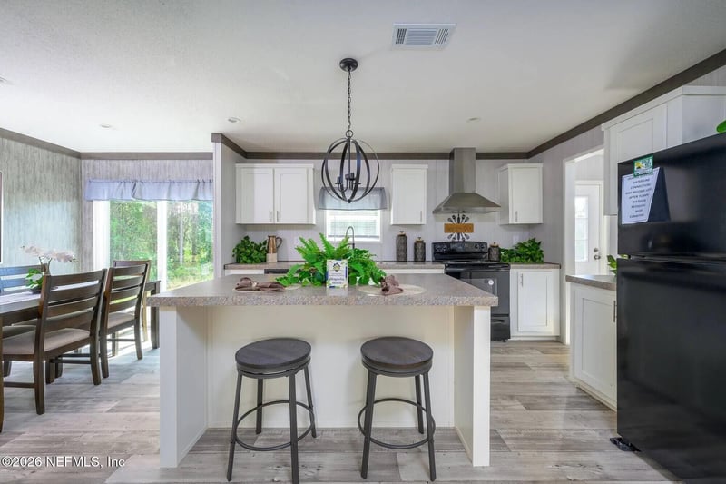 1041 NE County Rd 125, Lawtey, FL 32058