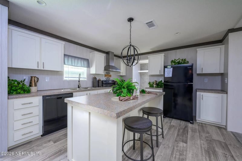 1041 NE County Rd 125, Lawtey, FL 32058
