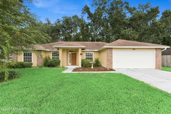1041 Whirlaway Cir N, Jacksonville, FL 32218