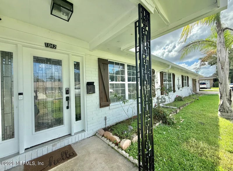 1042 Jamaica Rd E, Jacksonville, FL 32216