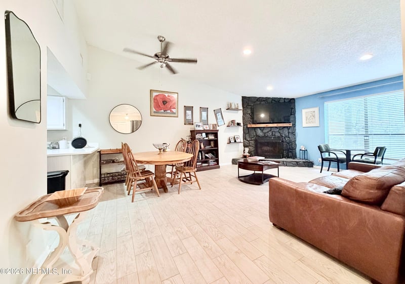 10420 Big Tree Cir W, Jacksonville, FL 32257