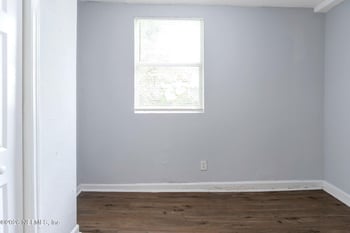 1044 W 28th St, Jacksonville, FL 32209