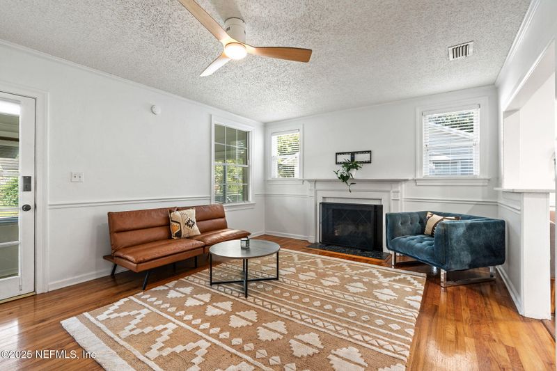 1045 Old Hickory Rd, Jacksonville, FL 32207