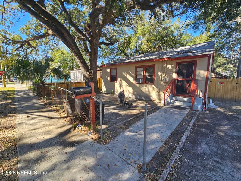 1045 Winthrop St, Jacksonville, FL 32206