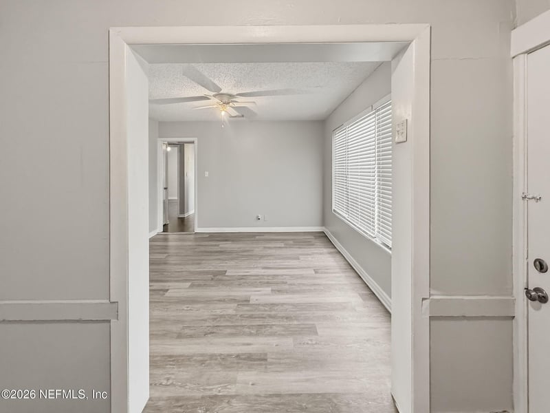10453 Biscayne Blvd, Jacksonville, FL 32218