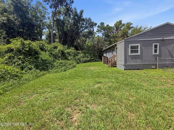 10453 Biscayne Blvd, Jacksonville, FL 32218