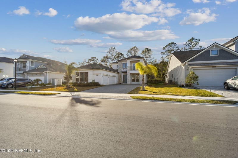 10462 Silverbrook Trl, Jacksonville, FL 32256