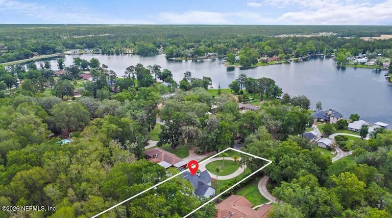 1048 Lake Asbury Dr, Green Cove Springs, FL 32043