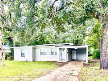 1048 Underhill Dr, Jacksonville, FL 32211