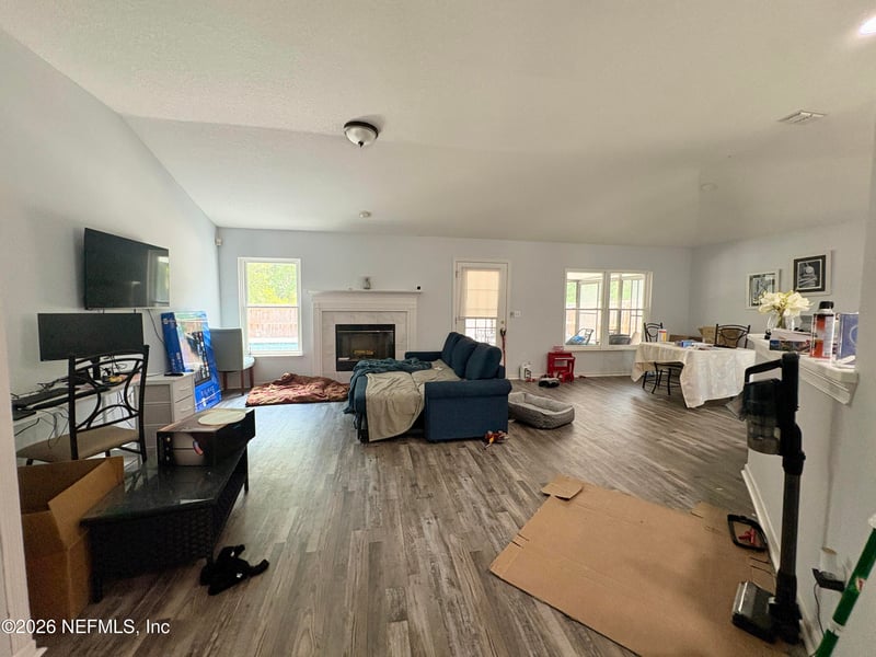 105 Johns Glen Dr, St Johns, FL 32259