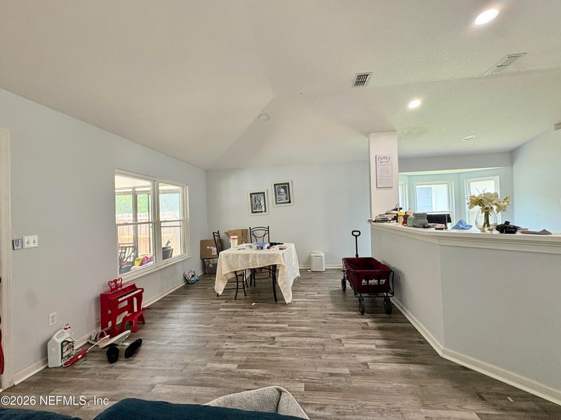 105 Johns Glen Dr, St Johns, FL 32259