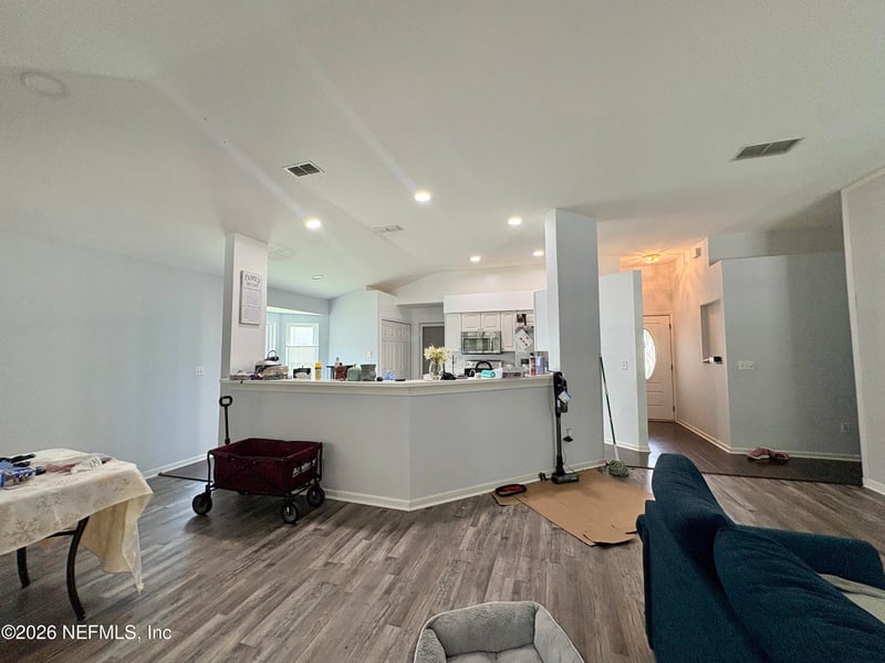 105 Johns Glen Dr, St Johns, FL 32259
