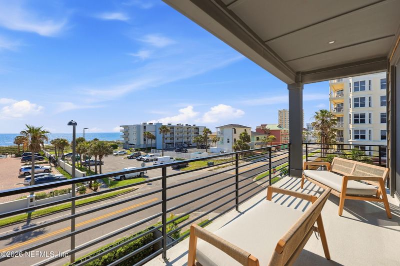 105 N 11th Ave, Jacksonville Beach, FL 32250