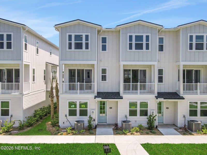 1051 1st Ave N, Jacksonville Beach, FL 32250