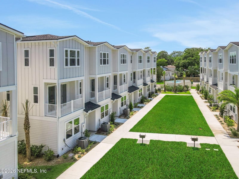 1051 1st Ave N, Jacksonville Beach, FL 32250