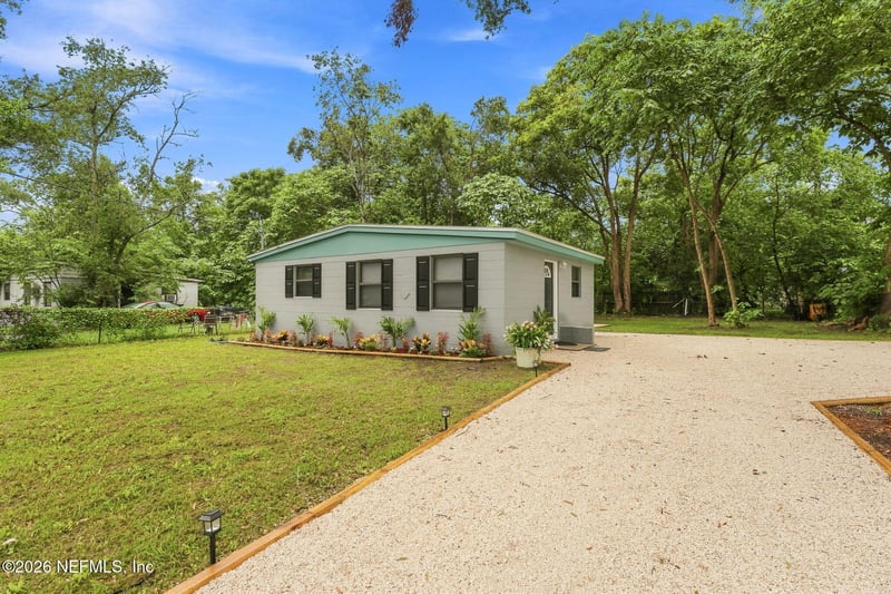 10516 Ithaca Dr, Jacksonville, FL 32218