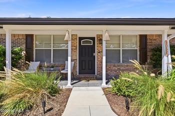 1052 Penman Rd, Jacksonville Beach, FL 32250
