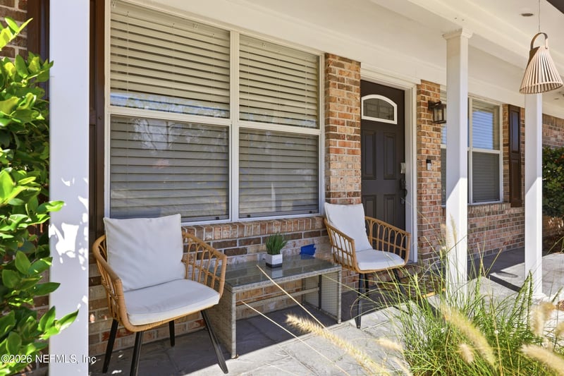 1052 Penman Rd, Jacksonville Beach, FL 32250