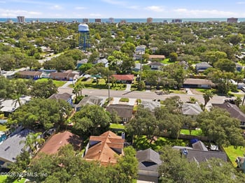 1052 Penman Rd, Jacksonville Beach, FL 32250