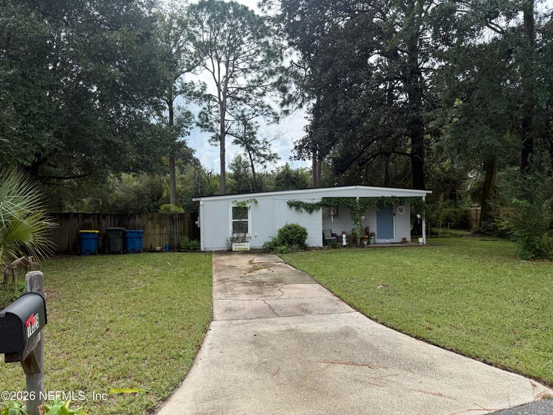 10525 Gailwood Cir E, Jacksonville, FL 32218