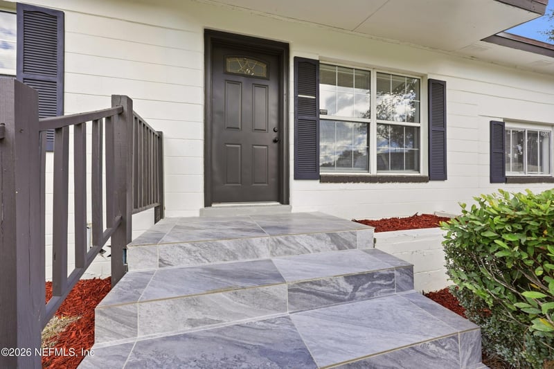 10538 Dove Ln, Jacksonville, FL 32218