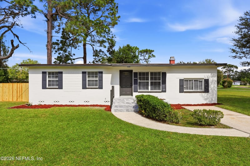 10538 Dove Ln, Jacksonville, FL 32218