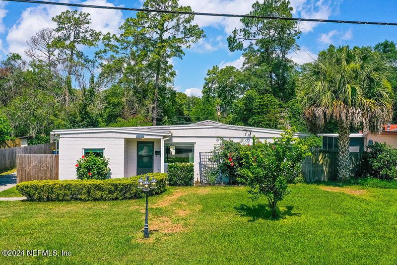 10542 Biscayne Blvd, Jacksonville, FL 32218