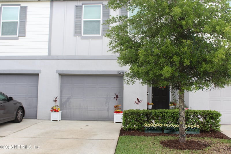 10545 Maidstone Cove Dr, Jacksonville, FL 32218
